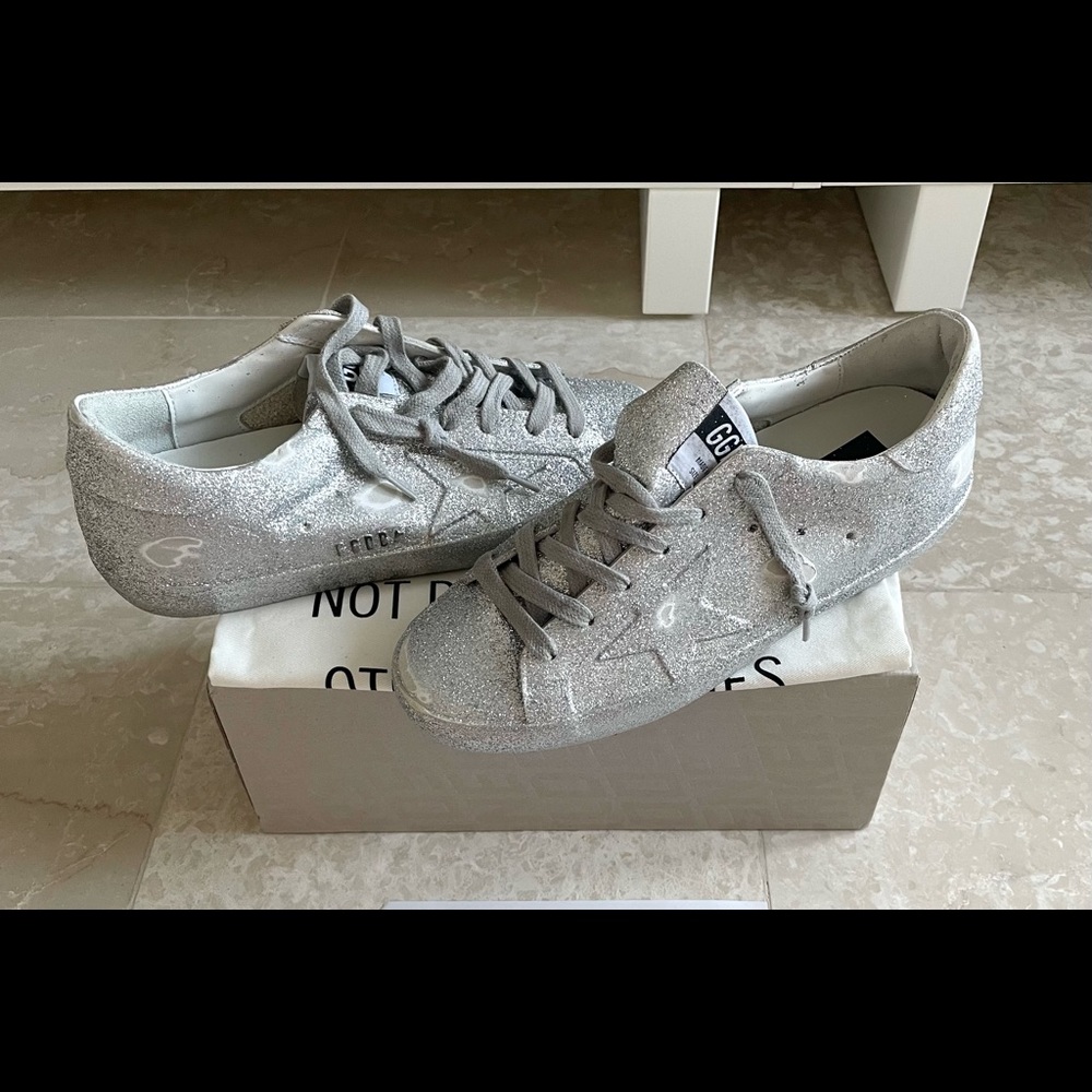 Golden Goose Superstars size 39 BNIB silver glitter